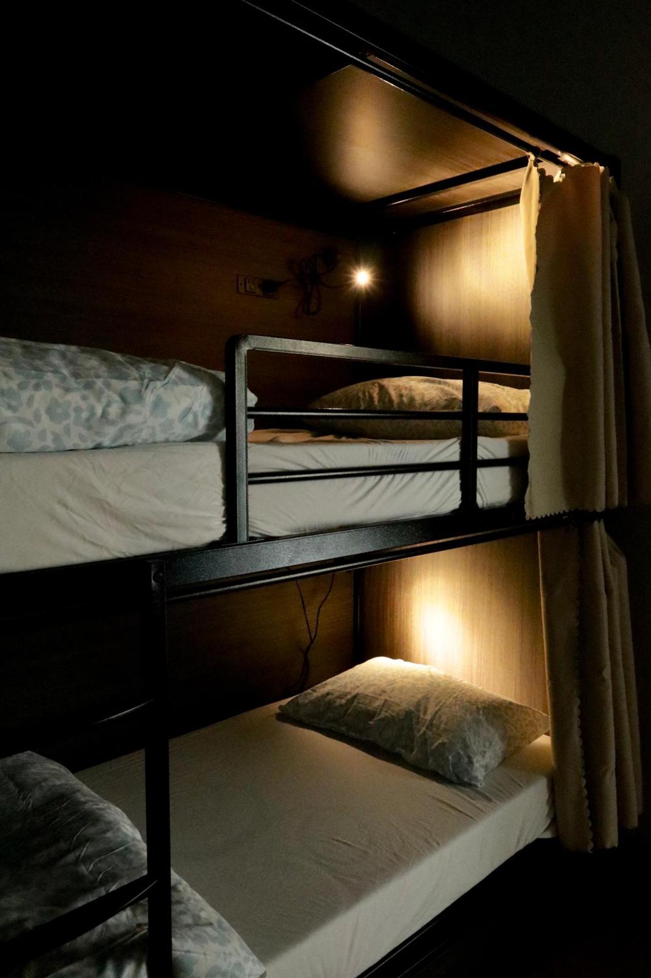 Ritz For Backpackers Vandrehjem Melbourne Eksteriør billede